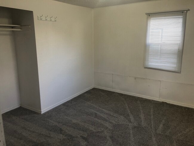 555 SW State St in Pullman, WA - Foto de edificio - Building Photo