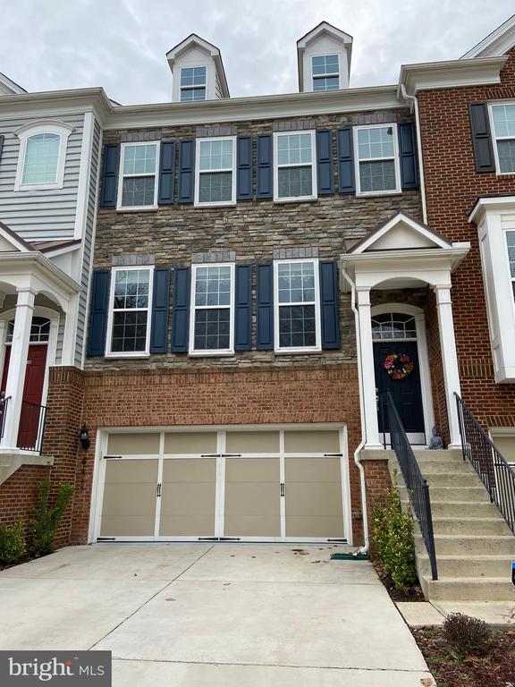 property at 43581 White Cap Terrace