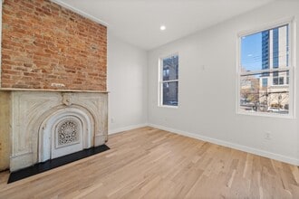 119 Storms Ave in Jersey City, NJ - Building Photo - Building Photo