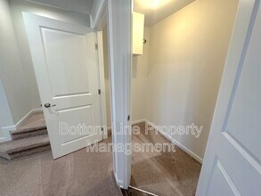 1332 Ashbury St in Charlotte, NC - Building Photo - Building Photo