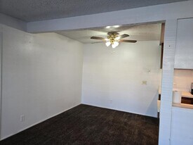 1735 E Washington St in Colton, CA - Building Photo