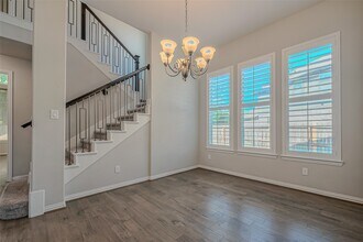 3435 Millhouse Point Way in Richmond, TX - Foto de edificio - Building Photo