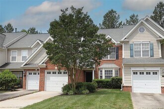 9506 Dellbrook Ct in Raleigh, NC - Building Photo - Building Photo