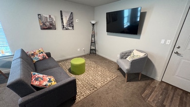 1141 E 1320 S in Provo, UT - Foto de edificio - Building Photo