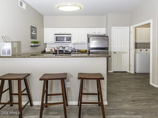 22280 S 209th Way, Unit 3 in Queen Creek, AZ - Foto de edificio - Building Photo