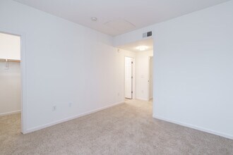 Cornerstone Apartments in San Ramon, CA - Building Photo - Interior Photo