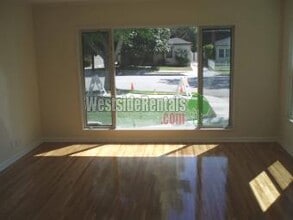 1441 S Roxbury Dr in Los Angeles, CA - Building Photo - Building Photo