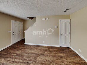 3044 Donard Ct in Murfreesboro, TN - Foto de edificio - Building Photo