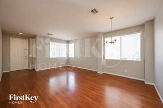7204 Portia Ct in Las Vegas, NV - Building Photo - Building Photo