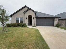 612 Amenduni Ln in Anna, TX - Building Photo