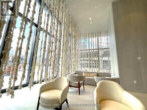 55 Cooper St in Toronto, ON - Building Photo - Building Photo