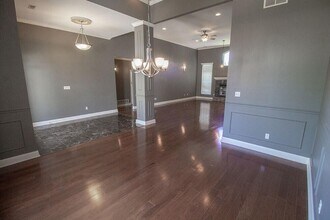 5702 Thornbrook Pkwy in Columbia, MO - Building Photo - Building Photo