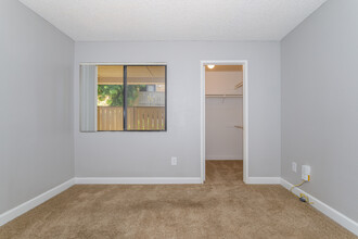 Arbor Pointe Apartments in Sacramento, CA - Building Photo - Interior Photo