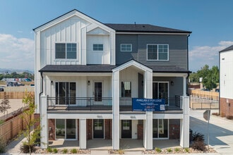 Farmhouse @ 5280 in Wheat Ridge, CO - Building Photo - Building Photo