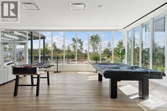 318 Alderson Ave in Coquitlam, BC - Building Photo - Building Photo