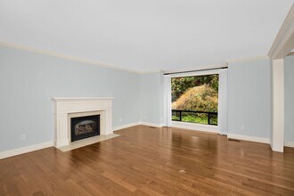 4101 106th Pl NE in Kirkland, WA - Building Photo - Building Photo