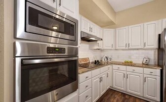 3210 Louisiana St in Houston, TX - Building Photo