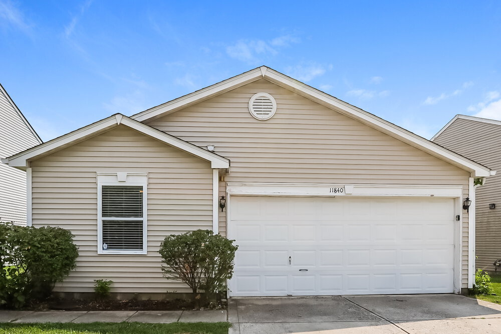 11840 Wapiti Way in Noblesville, IN - Building Photo