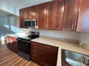 1749 Charleston Ln in Encinitas, CA - Building Photo - Building Photo