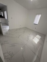 1970 NW 47th Terrace in Miami, FL - Building Photo - Building Photo