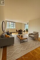 55 Isabella St in Toronto, ON - Building Photo