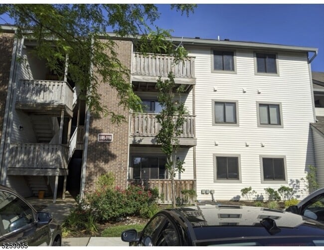 property at 5113 Ravens Crest Dr
