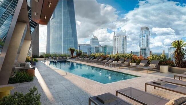 property at 320 W 6th St