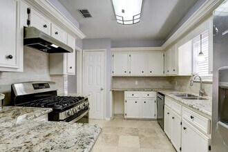 1106 Western Springs Dr in Katy, TX - Building Photo - Building Photo