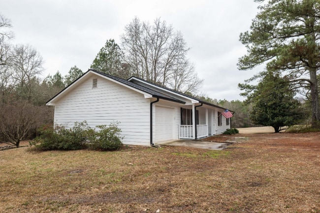 1190 Duncan Rd in Oxford, GA - Foto de edificio - Building Photo