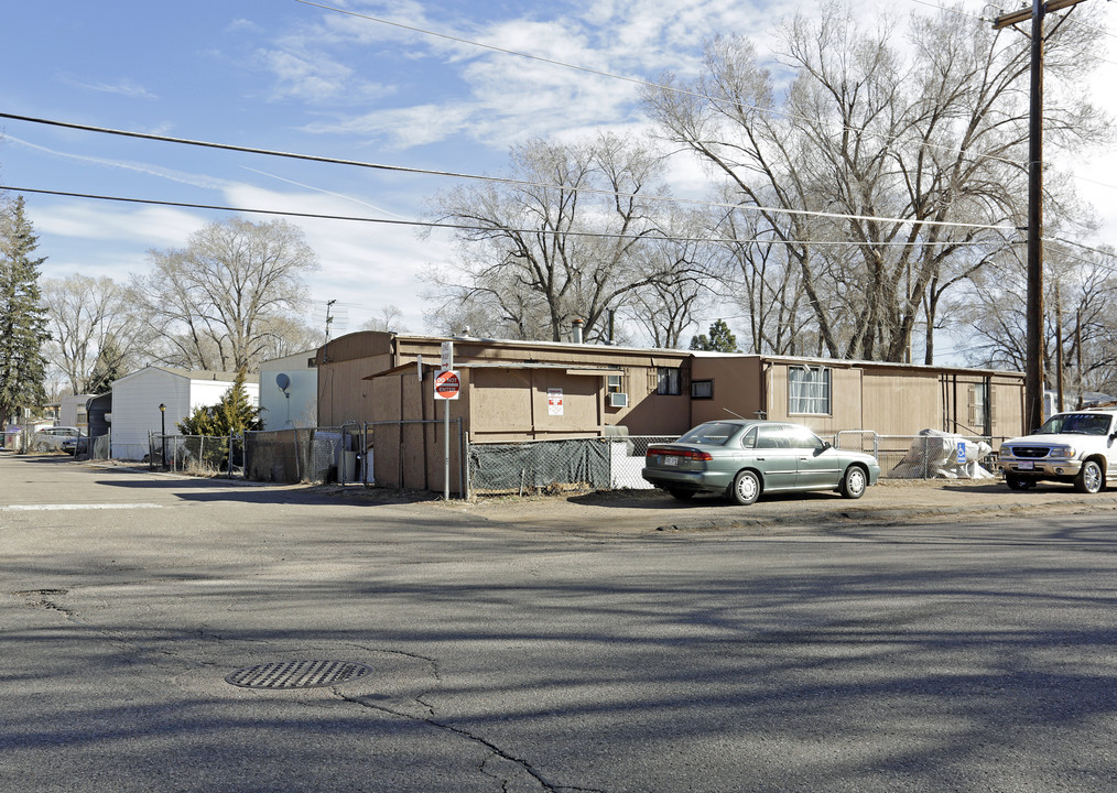 4th Street Moblie Home Park in Colorado Springs, CO - Building Photo