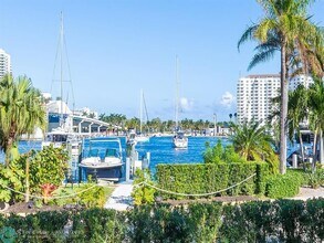 325 Poinciana Dr in Fort Lauderdale, FL - Building Photo - Building Photo