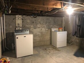 142-144-144 W Norwich Ave in Columbus, OH - Building Photo - Building Photo