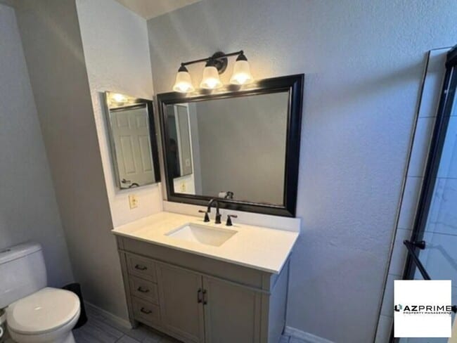 property at 5602 W Yucca St