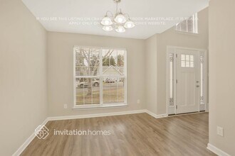 1009 Meadow Glen Cir in Fairburn, GA - Building Photo - Building Photo