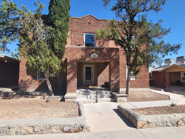 2862 Grant Ave in El Paso, TX - Building Photo - Building Photo
