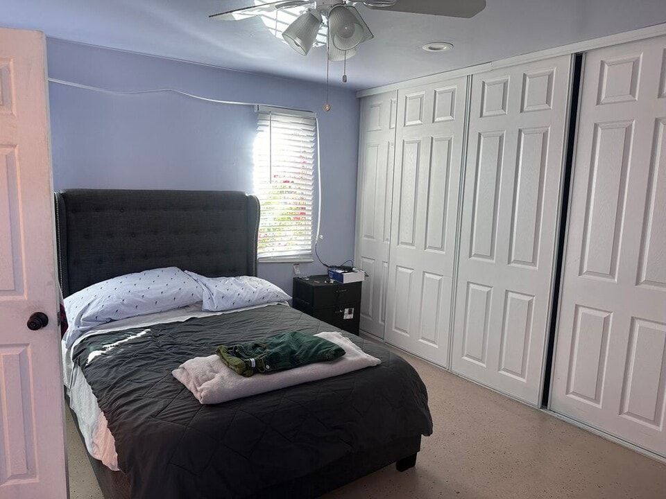 735 Rembrandt Cir in Corona, CA - Building Photo