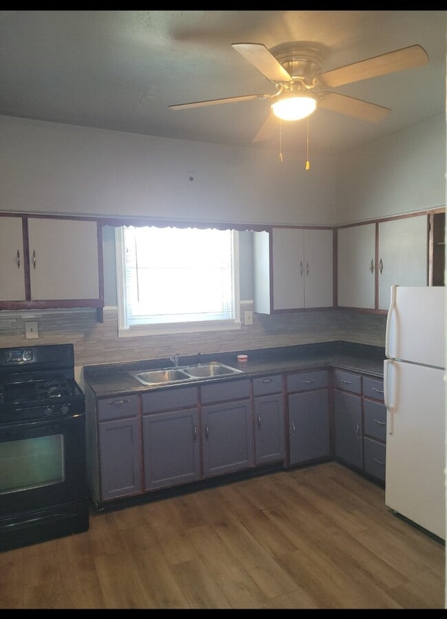 property at 56 W 113th Pl