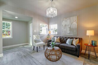 314 E Julian St in San Jose, CA - Building Photo - Building Photo