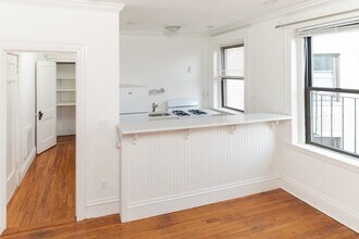 51 Park Dr, Unit 34 in Boston, MA - Building Photo - Building Photo