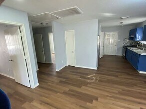 2002 Pannell St in Houston, TX - Building Photo - Building Photo