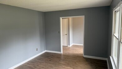 946 Rim Rd in Fayetteville, NC - Building Photo - Building Photo