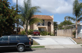 3036 C St in San Diego, CA - Building Photo - Building Photo