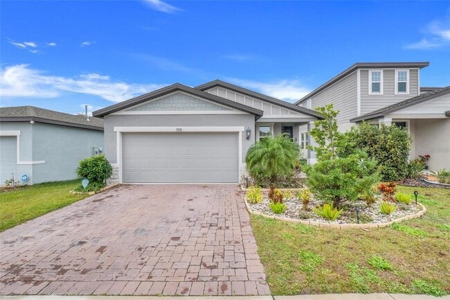 property at 3328 Curlew Ave