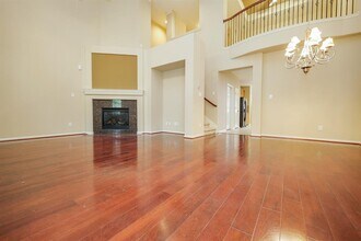 30 Crocus Petal St in The Woodlands, TX - Building Photo - Building Photo