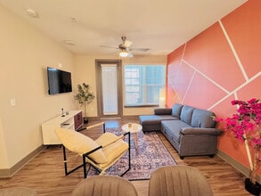 9244 Vintage Hills Way in Winter Garden, FL - Foto de edificio - Building Photo