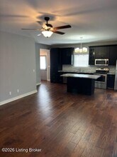 8 E Maidens Alley in Bardstown, KY - Building Photo - Building Photo