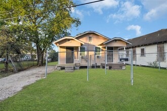 2313 Kirk St in Houston, TX - Building Photo - Building Photo
