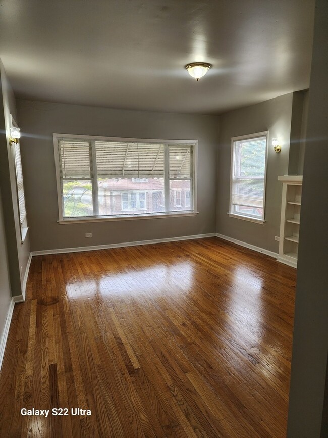 7823 S Evans Ave in Chicago, IL - Building Photo - Building Photo