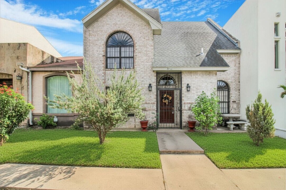 3113 S Casa Linda St in McAllen, TX - Foto de edificio