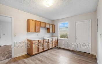 330 W 26th St in Jacksonville, FL - Building Photo - Building Photo